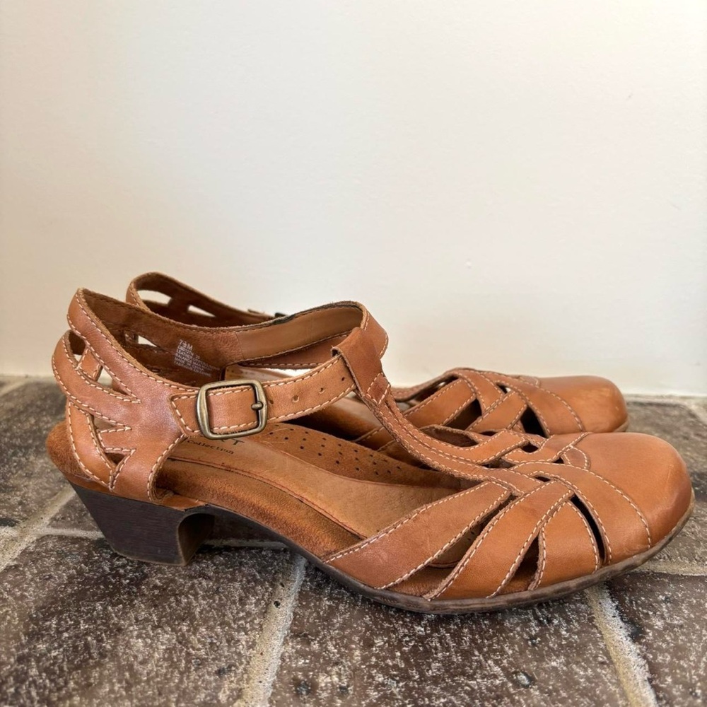 Women's Tan Leather Sandals